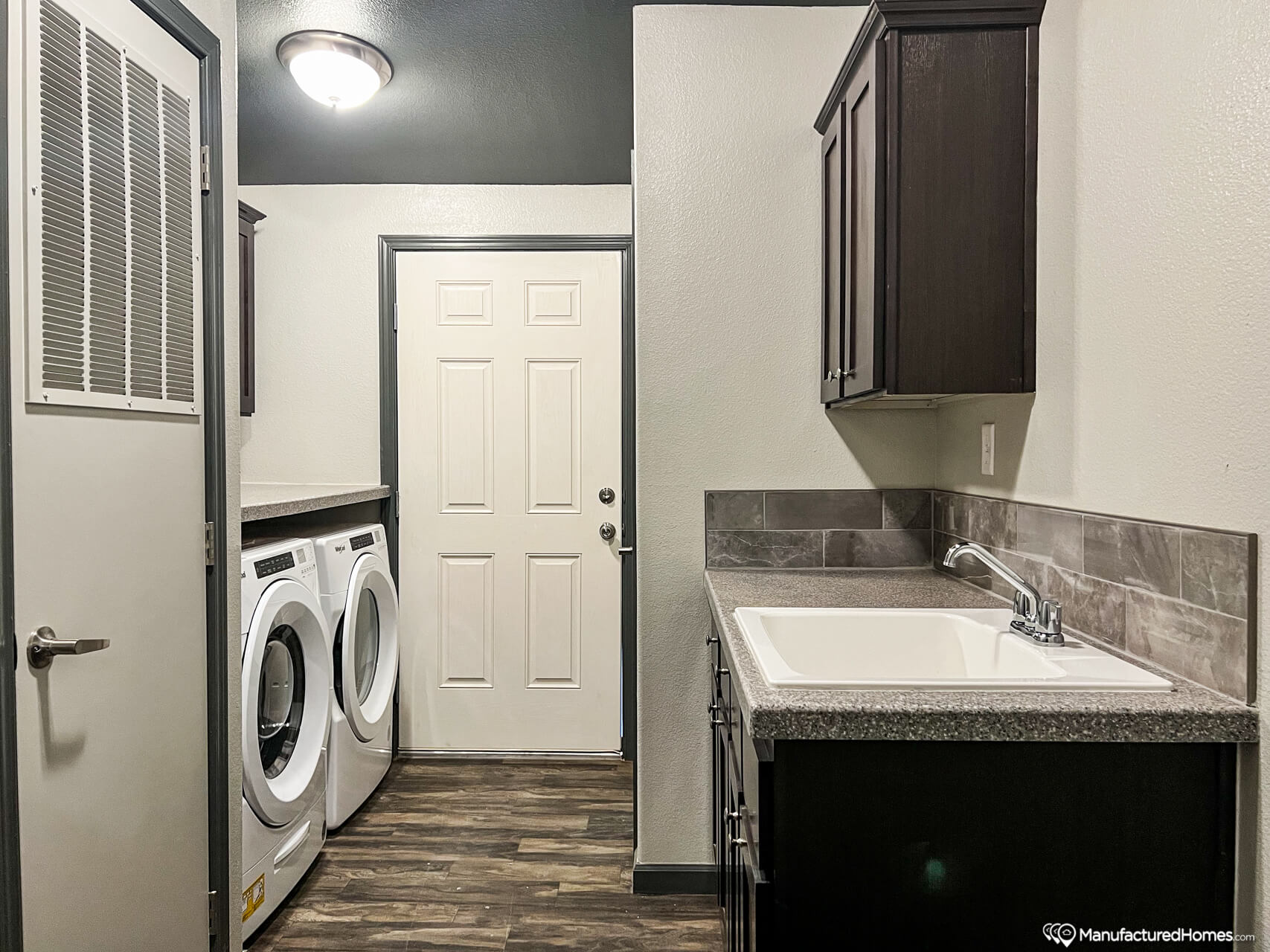 5000 Series The La Belle 5G42764L by Palm Harbor Homes NHA